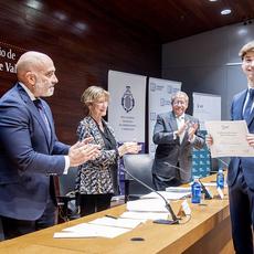Miguel Estruch recibe el XXVI Premio de Estudios Jurídicos Universitarios Manuel Broseta Pont 